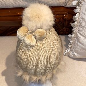 Guy Laroche Girls Acrylic and Wool Knit hat rabbit fur